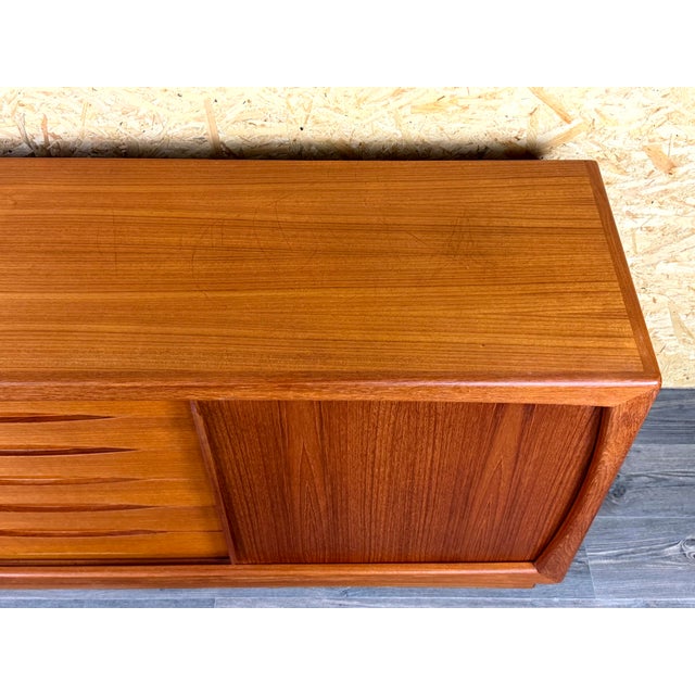 Vintage Teak Sideboard from Dyrlund, Denmark, 1970s For Sale - Image 9 of 18
