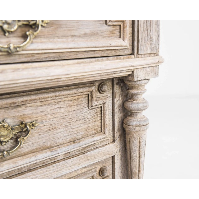 White Turn of the Century Bleached Oak Drawer Chest For Sale - Image 8 of 12