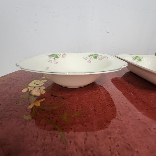 French Country 1930's Edwin Knowles “Gloria” Floral Serving Bowls With Silver Trim -Set of Two For Sale - Image 3 of 7