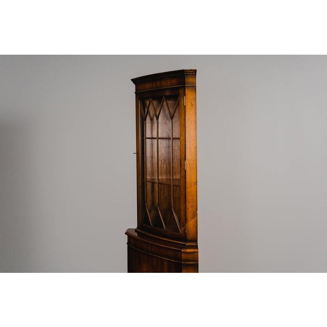 English Style Corner Cabinet in Wood For Sale - Image 15 of 18