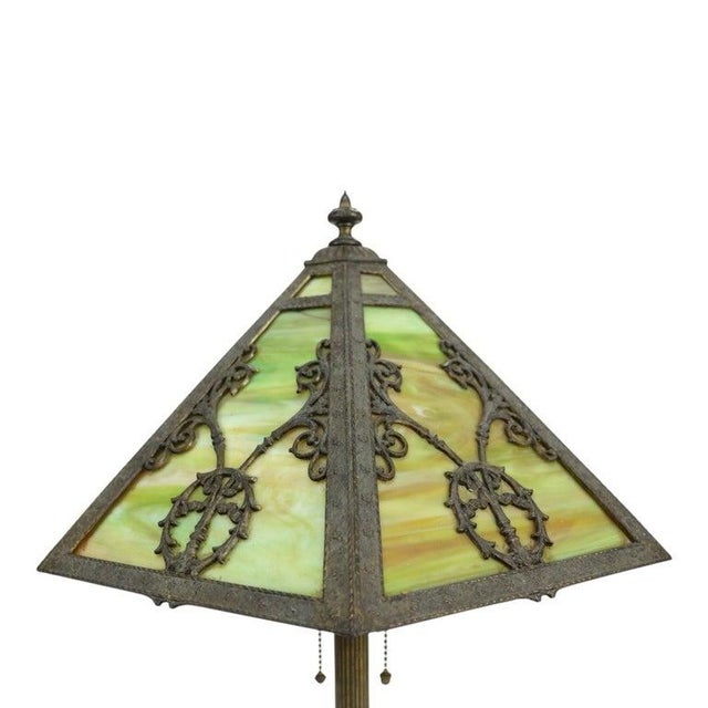 1920s Arts & Crafts Rainaud 6 Panel Slag Glass Lamp, Manner of Bradley & Hubbard C1920 For Sale - Image 5 of 12