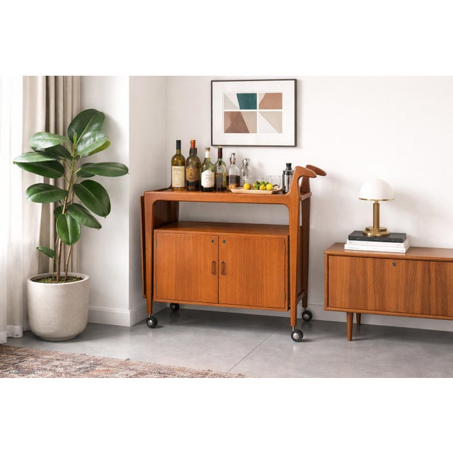 Falster Møbelfabrik 1960s Danish Modern Teak Extendable Bart Cart by Falster Mobelfabrik For Sale - Image 4 of 15