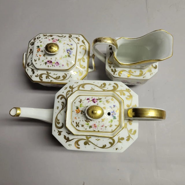 Old Paris Antique Old Paris Teapot, Creamer, Sugar With Lid, Tea Set For Sale - Image 4 of 12