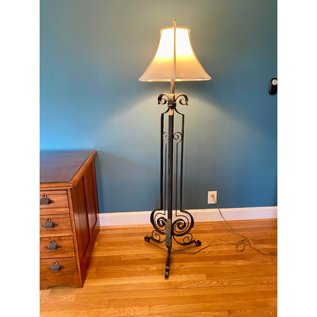 Early 20th Century Tall French Style Art Deco Cast Iron Floor Lamp For Sale In Cincinnati - Image 6 of 17