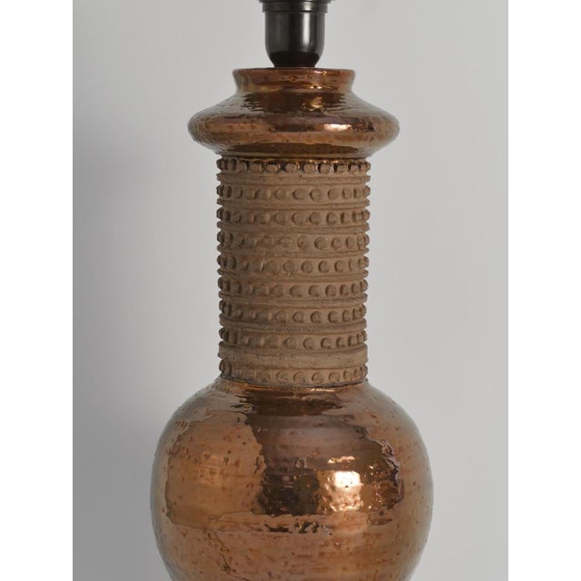 Mid-Century Modern Copper-Hued Ceramic Table Lamp by Bitossi for Bergboms, 1970s For Sale - Image 3 of 12