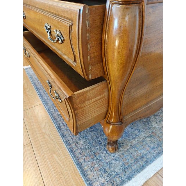 French Provincial Vintage Hickory Furniture French Provincial Louis XV Bombe Chest For Sale - Image 3 of 5