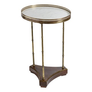 French White Marble Top and Brass Gallery Top End Table, Brass Legs For Sale