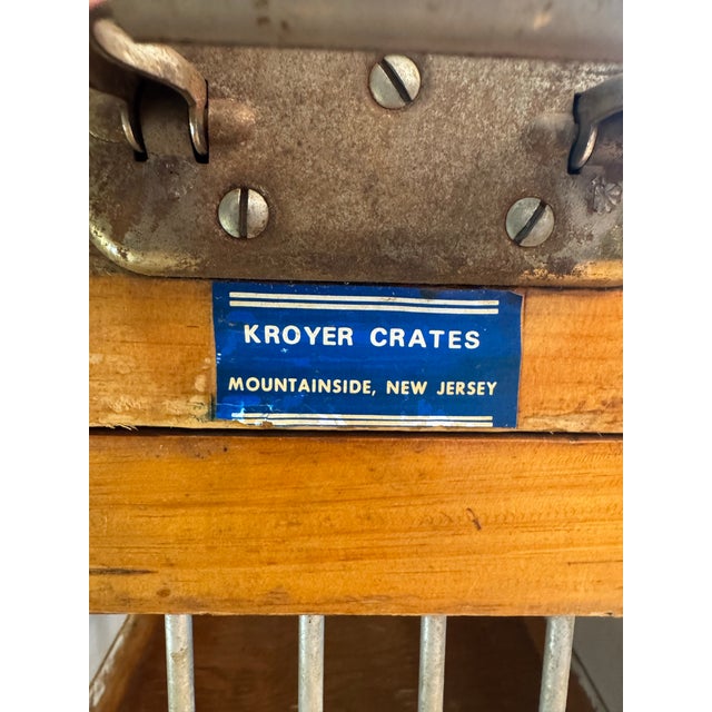 American 1960s Kroyer Crates Dog Handlers’ Guild Wood and Metal Travel Kennel For Sale - Image 3 of 12