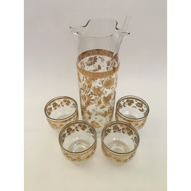 Mid-Century Modern Mid-Century Modern Culver Chantilly Martini Pitcher & Four Footed Glasses- 6 Piece. For Sale - Image 3 of 5