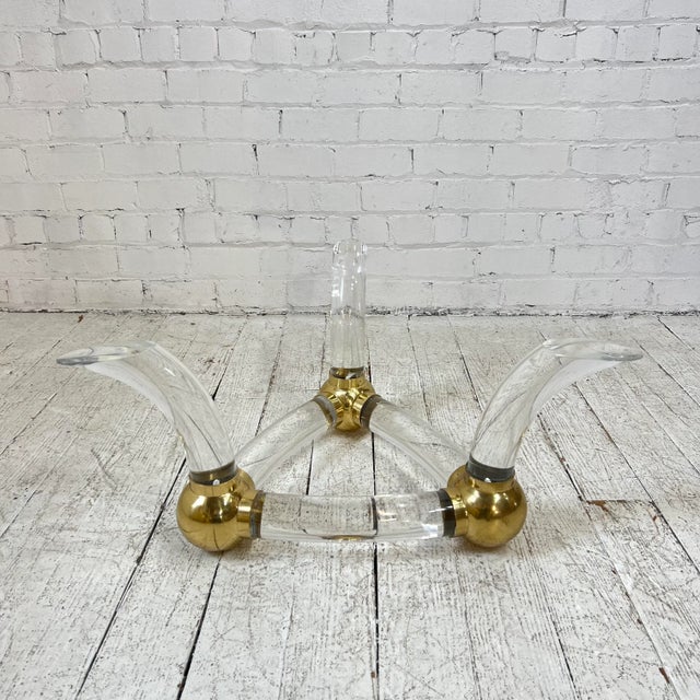 Karl Springer LTD Karl Springer Style Post Modern Circular Glass Coffee Table Lucite and Brass For Sale - Image 4 of 9