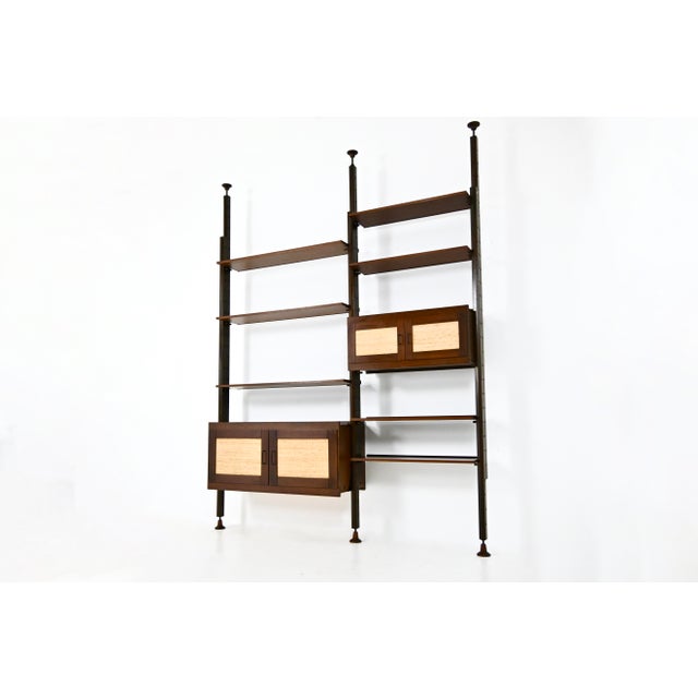 Mid-Century Modern Wall Unit by Leonardo Fiori for Isa Bergamo, 1960s For Sale - Image 3 of 15