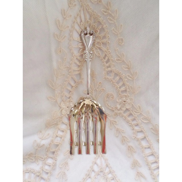 Silver Towle Sterling Silver "Old Colonial" Asparagus Fork W/ Bar Pierced For Sale - Image 8 of 8