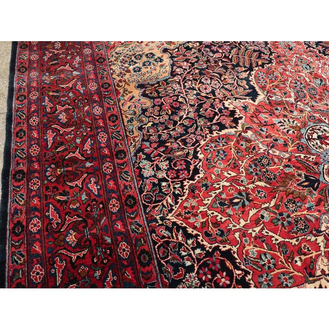 Early 20th Century Galerie Shabab Collection Early 20th Century Persian Sarouk Room Size Carpet For Sale - Image 5 of 10