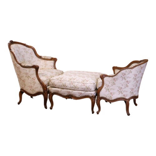 19th Century French Louis XV Carved Walnut Three-Piece Chaise Lounge