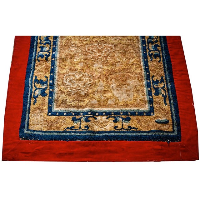 1880s Traditional Small Antique Beige Geometric Knotted Chinese Ningxia Rug For Sale In New York - Image 6 of 9