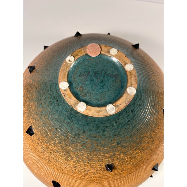 Mustard Rare Masuo Ojima Massive Studio Pottery Ceramic Bowl Japanese-American 15.5”d For Sale - Image 8 of 10
