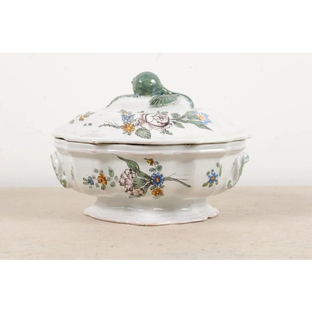 1750s Mid 18th Century French Faience Soup Tureen For Sale - Image 10 of 13