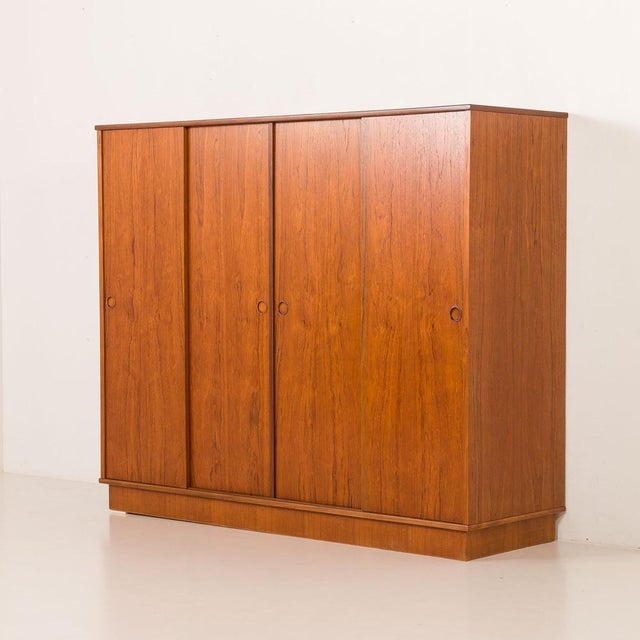 Brown Mid-Century Danish Teak Wardrobe from Laurbjerg Mobelfabrik, 1970s For Sale - Image 8 of 18