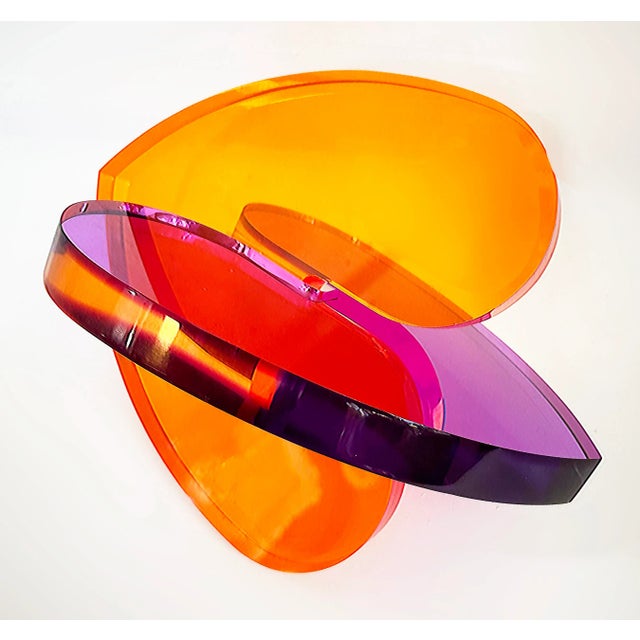 Lucite Interlocking Hearts Sculpture by Michael Gitter Offered for sale is an acrylic (lucite) interlocking hearts...