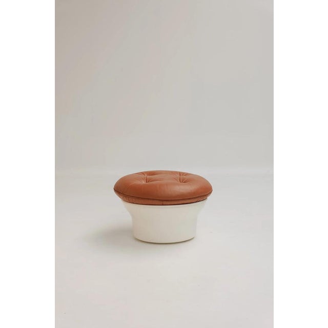 Karate Lounge Chairs and Ottomans by Michel Cadestin for Airborne, 1970s, Set of 3 For Sale - Image 13 of 15