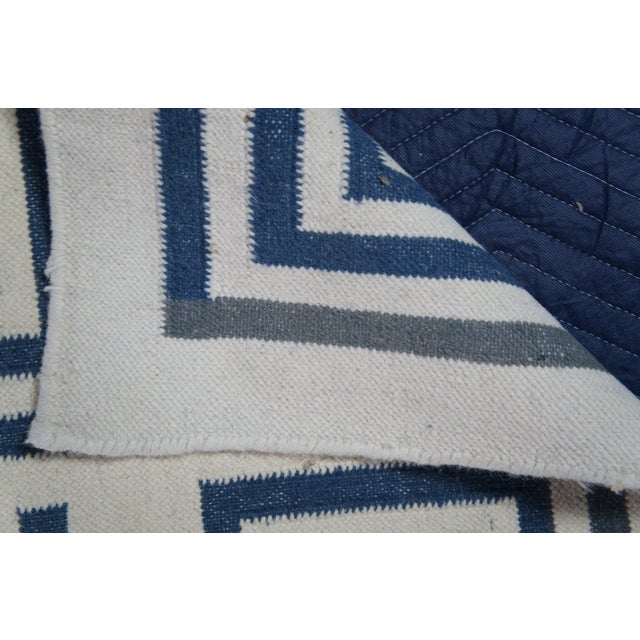 VTG Blue & White Geometric Greek Key Cotton Flatweave Kilim Area Rug Carpet 6x9' For Sale - Image 6 of 8
