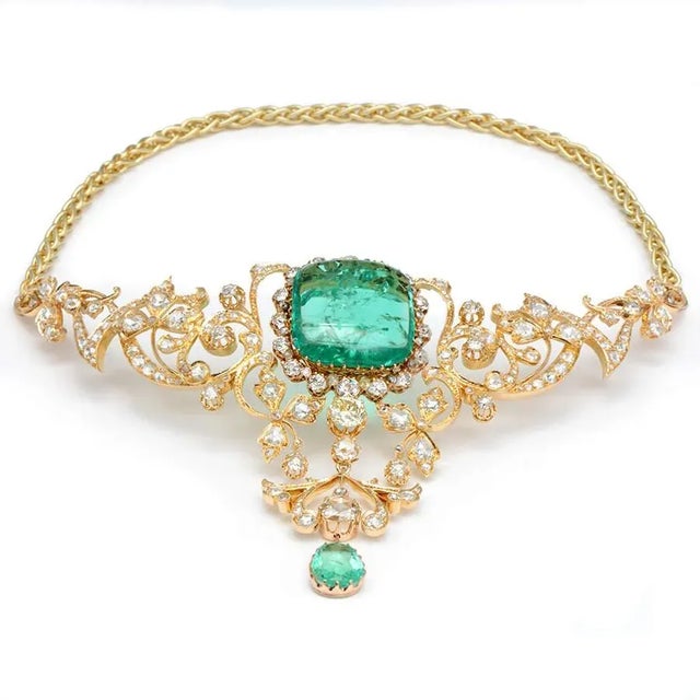 Gia Certified Belle Époque 14k & 22k Gold Necklace With 45.8ct Colombian Emeralds & 15.9ct Diamonds, Circa 1900 For Sale - Image 4 of 16