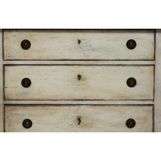 Provincial LXVI French Chest of Drawers in White and Light Blue Lacquer For Sale - Image 3 of 8