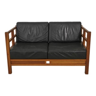 Thomas Moser Windward Cherry Modern Design Loveseat For Sale