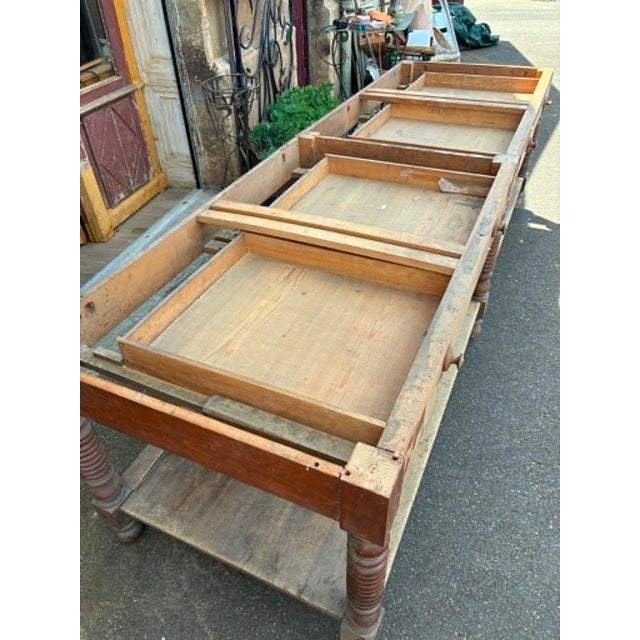 Stunning draper's table, workshop/craftsman's table in beechwood, 3 meters long! The tabletop shows signs of age and use...