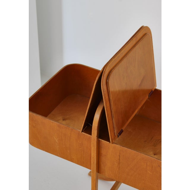Beechwood and Leather Sewing Box attributed to Søren Hansen for Fritz Hansen, Denmark, 1933 For Sale - Image 11 of 18