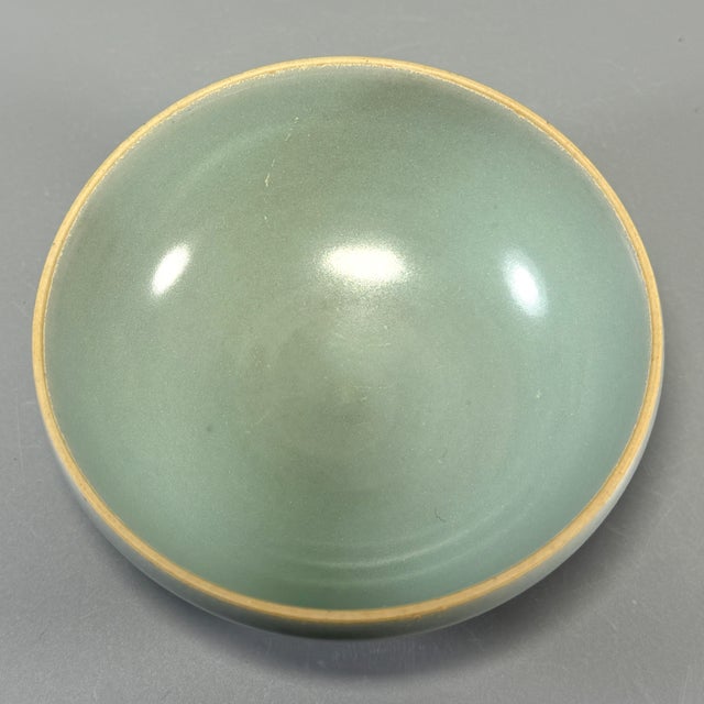Chinese China Vintage Longquan Celadon Bowl With Fine Glaze Rim For Sale - Image 3 of 7