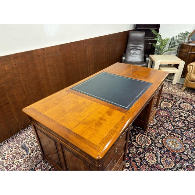 Italian Desk with Leather Top from Assi D'Asolo For Sale - Image 17 of 18