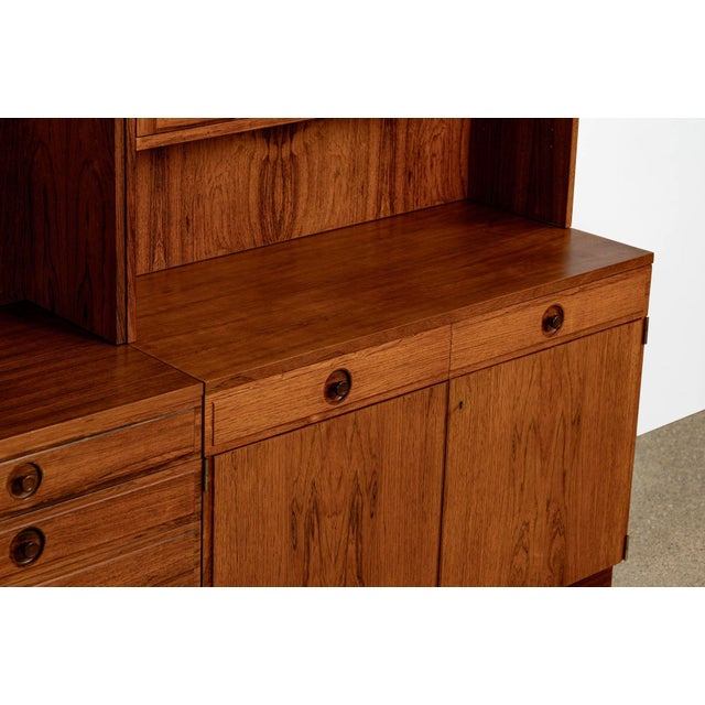 Mid-Century Modern Swedish Rosewood Wall Unit Bookcase by Bertil Fridhagen for Bodafors, 1960s For Sale - Image 10 of 18
