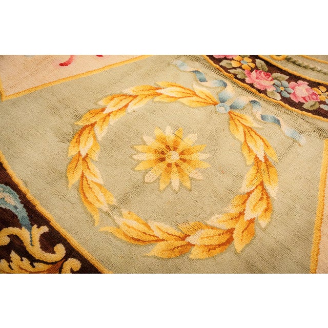 Textile 1820s Green Large-Scale Medallion Flatwoven Formal Neoclassical French Savonnerie Rug For Sale - Image 7 of 8