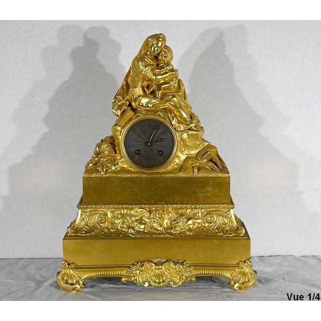 Early 19th Century Golden Bronze Pendulum the Virgin with the Chair For Sale - Image 4 of 18
