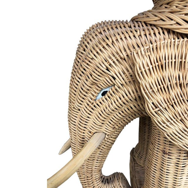 Animalia vintage 1960-1970's Italian woven wicker elephant occasional table/garden stool in excellent condition. Rigid...