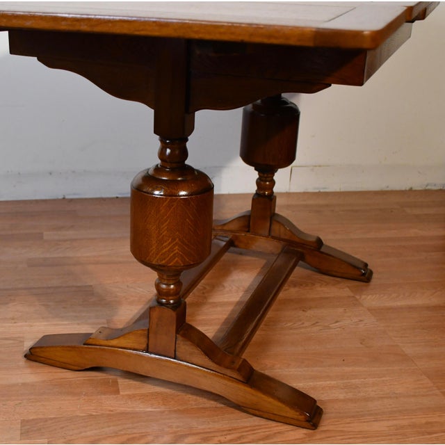 1920s English Traditional Oak Draw-Leaf Dining / Kitchen Table & 4 Chairs Set For Sale - Image 11 of 18