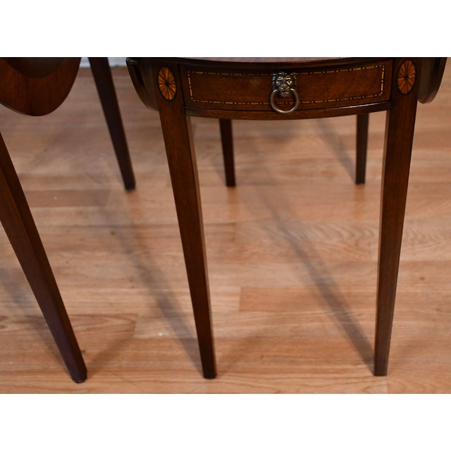 1930s Pair of English Regency Mahogany Banded Satinwood Pembroke Side Tables / End Tables For Sale - Image 4 of 16