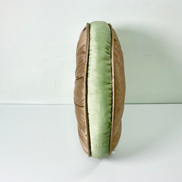 1960s Mid-Century Hollywood Regency Boho Chic Round Silk Pleated Button Decorative Pillow. For Sale - Image 10 of 13