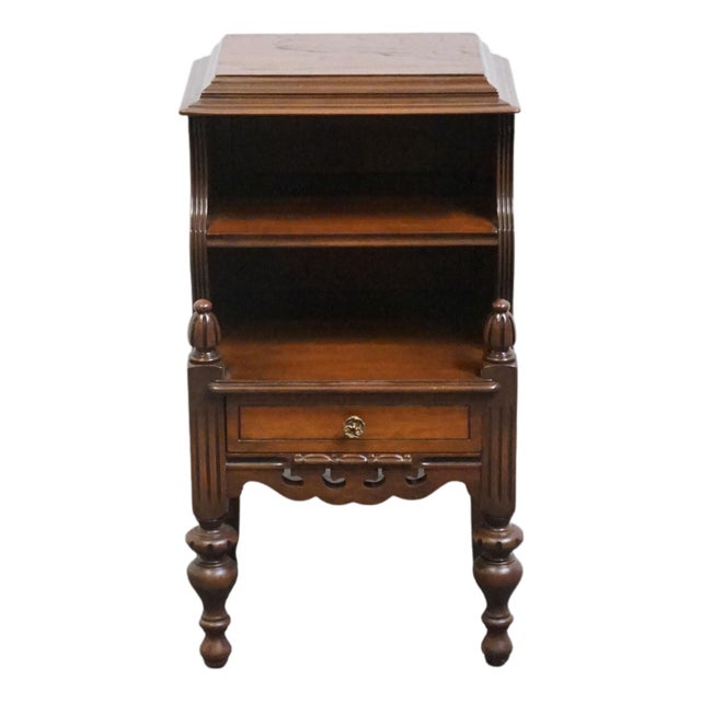 Vintage Antique Solid Mahogany Traditional Style 15" Open Cabinet Nightstand For Sale