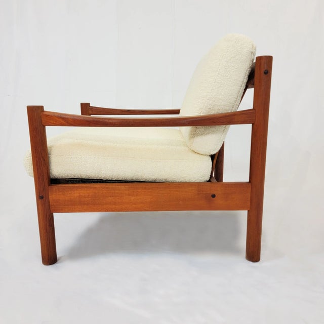 A Danish Mid-Century Modern Lounge Chair by Tarm Stole Mobelfabric For Sale - Image 9 of 11