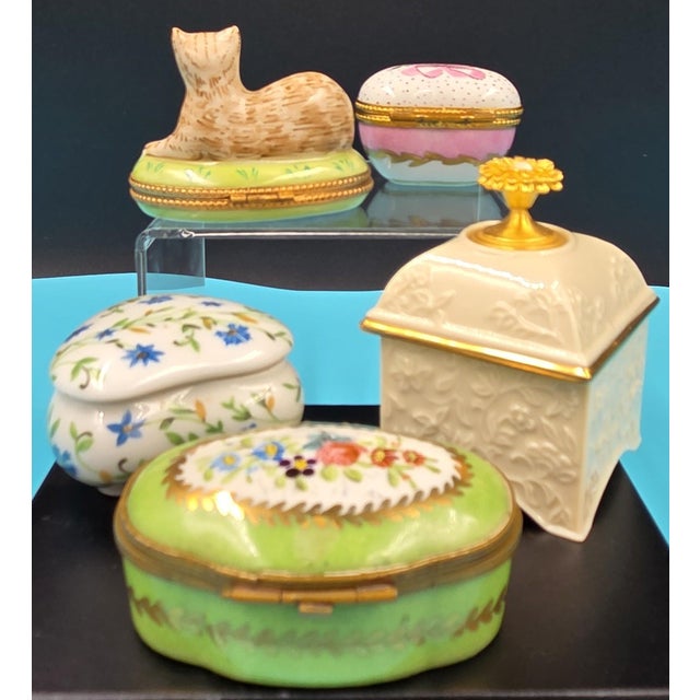 Limoges, France Vintage Curated Collection Fine Porcelain Trinket Boxes Featuring Tiffany & Co., Limoges & Lenox- Set of 5 For Sale - Image 4 of 18