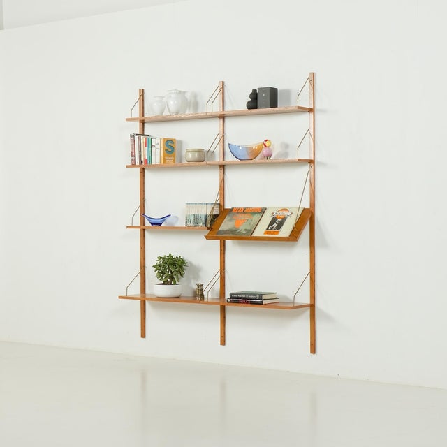 Scandinavian Oak Wall Unit in the style of Poul Cadovius, 1970s For Sale - Image 10 of 11