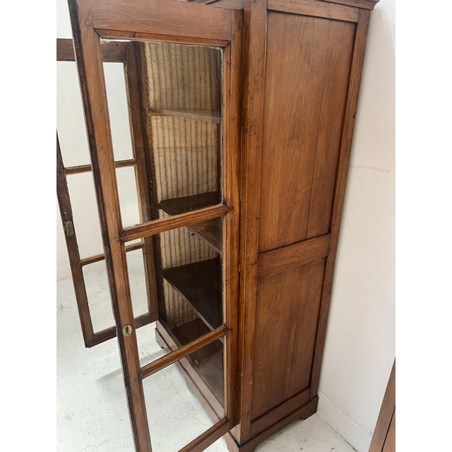 Antique Display Cabinets in Cherry Wood, 1800s, Set of 2 For Sale - Image 6 of 18