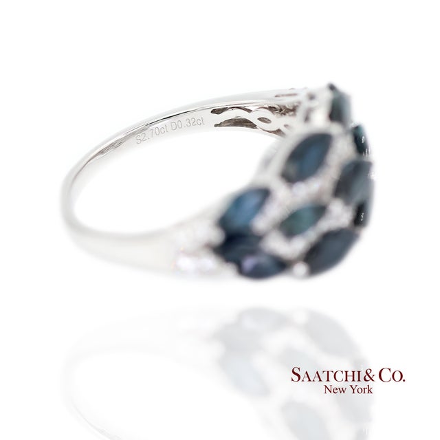 18k (750) White Gold Natural Diamond and Sapphire Ring Size 6.5 For Sale In New York - Image 6 of 9