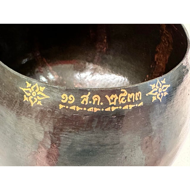 Thai Monk Bowl, Soi Ban Bat Bangkok—Artisan Signed, Buddhist Collectible For Sale - Image 4 of 10