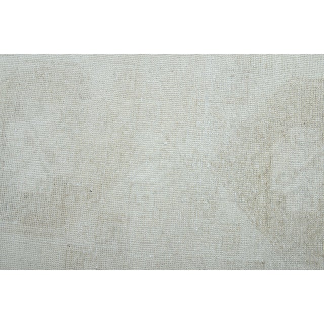 Textile 1970s Vintage Handmade Wool Cotton Turkish Light Cream Area Rug For Sale - Image 7 of 10