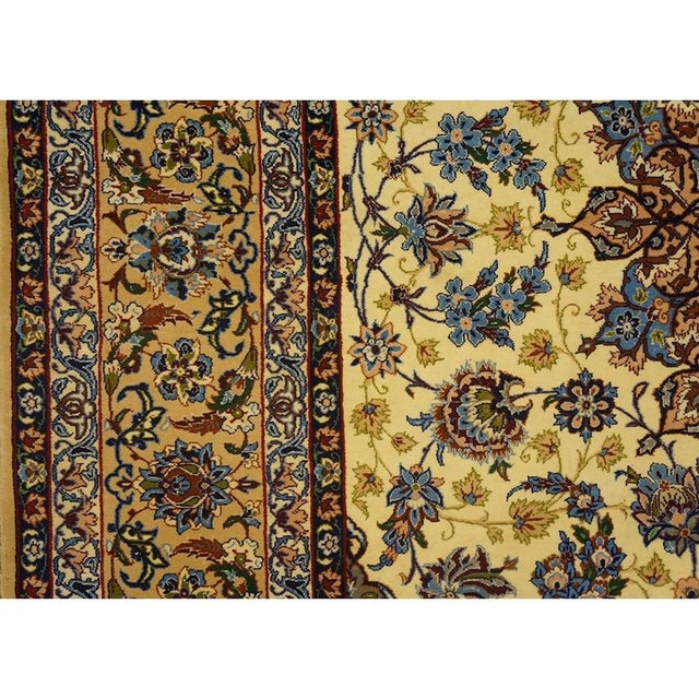 1950s Small Classic Beige Field Medallion Vintage Isfahan Wool Silk Carpet Rug For Sale In New York - Image 6 of 12