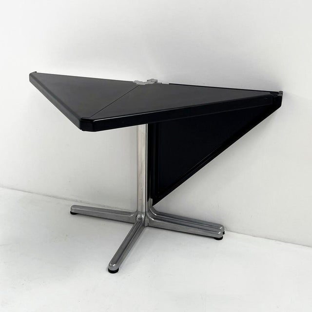 Black Plana Folding Table attributed to Giancarlo Piretti for Castelli, 1970s, in Good conditions. Designed 1970 to 1979...