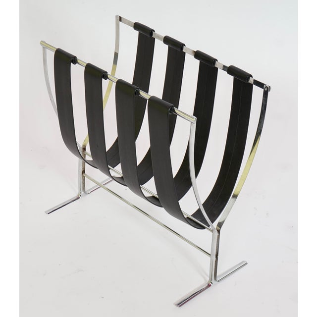 Mid-Century Modern 1970s Vintage Chrome Leather Magazine Rack in the Style of Alessandro Albrizzi For Sale - Image 3 of 5